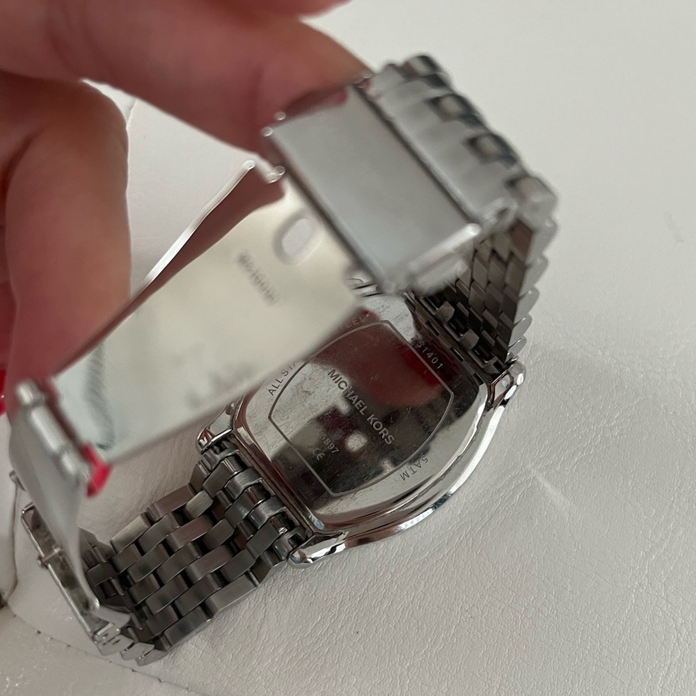 Michael Kors Amherst Chronograph Champagne Dial Stainless Steel MK-5897 Watch - Picture 4 of 7